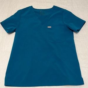 FIGS Catarina One-Pocket Scrub Top in Pacific Blue